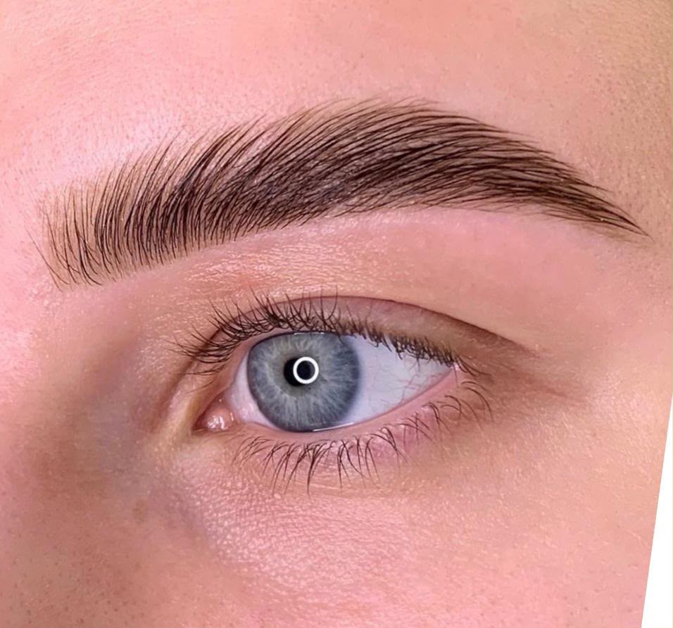 Fluffy laminated brow close-up
