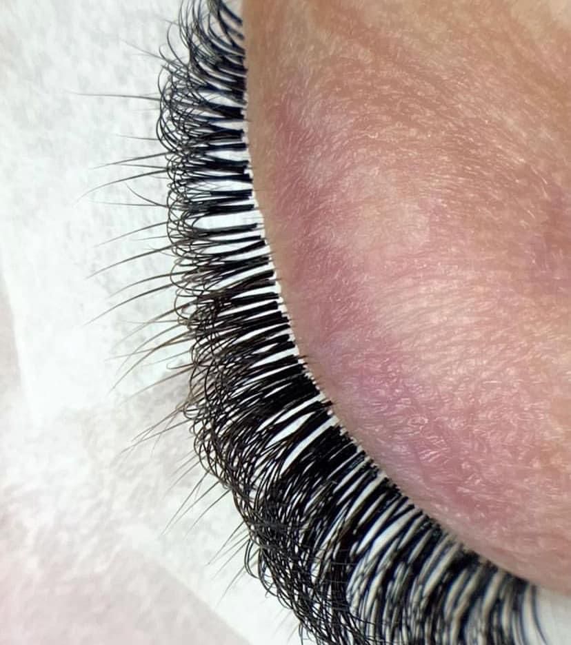Lash line close-up